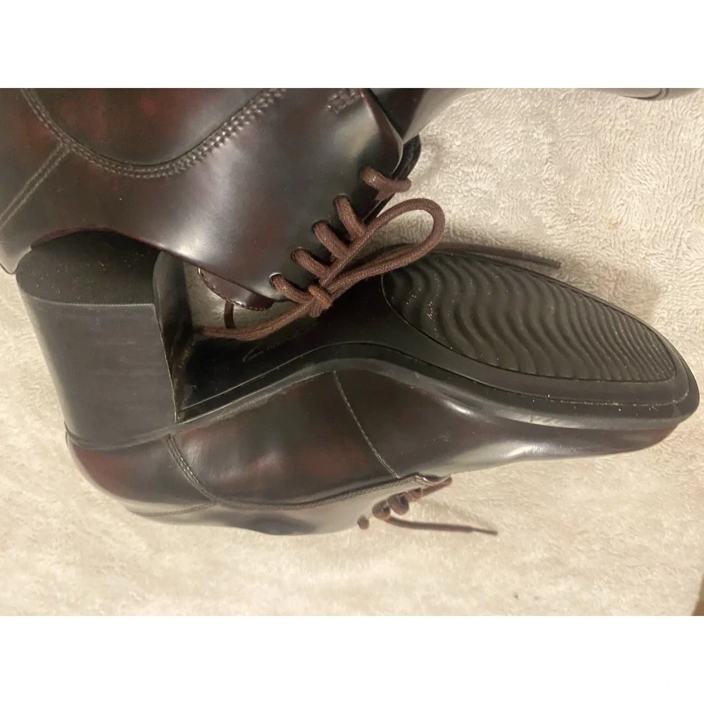 Clarks Tarah Victoria Burgundy Black Heels sz 6 Women's‎